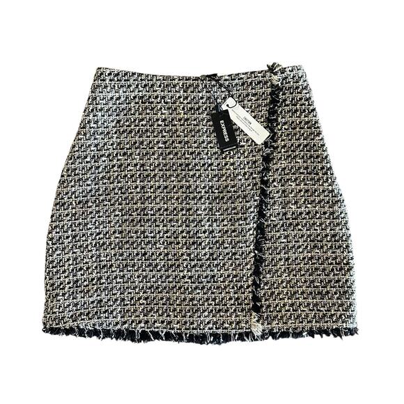 Express Black Gold Multi Tweed Mini Skirt Fringe Trim Mock Wrap NWT Size 6 NEW - Picture 1 of 14